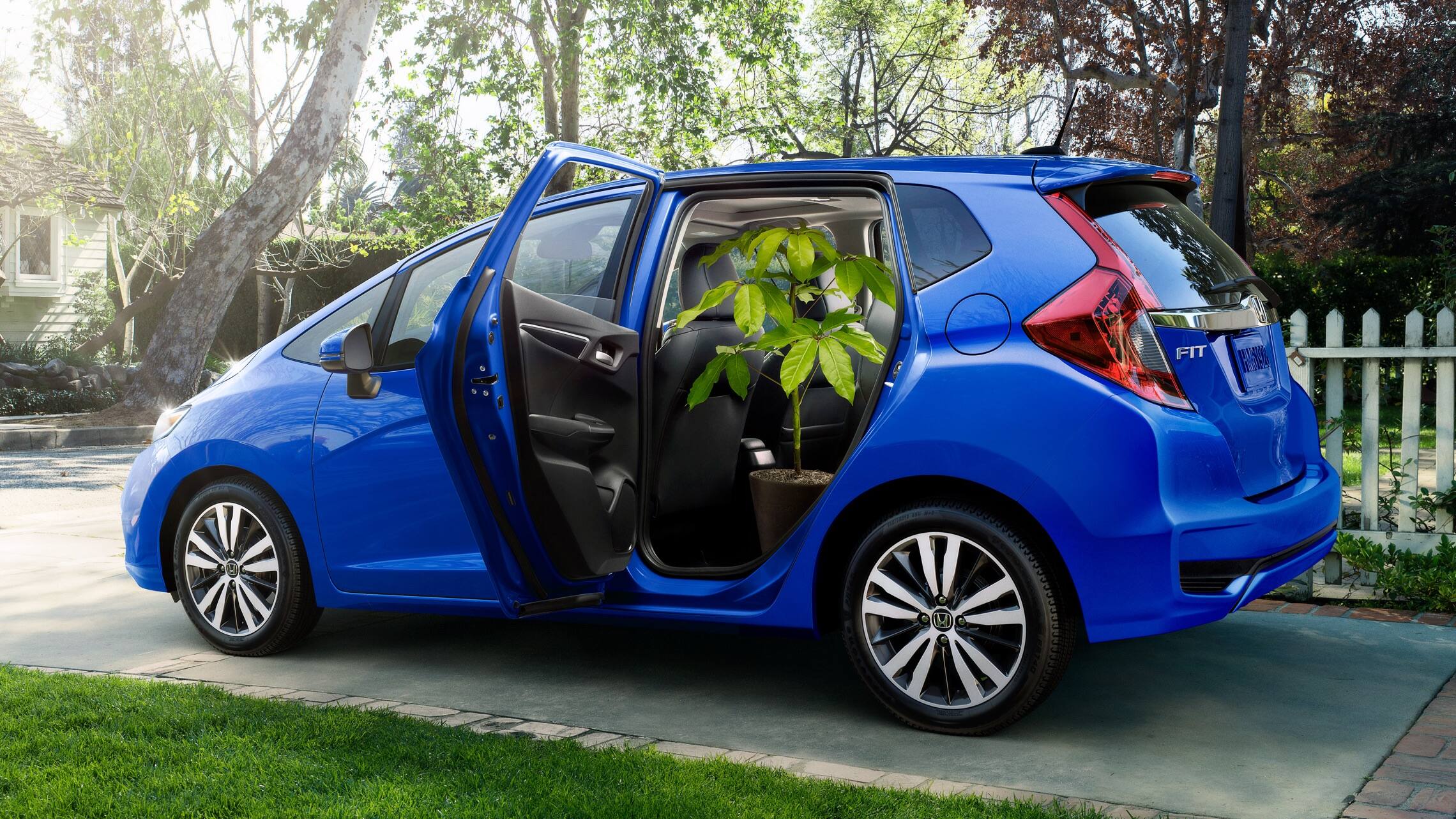 2020 Honda Fit – The Sporty 5-Door Car | Honda